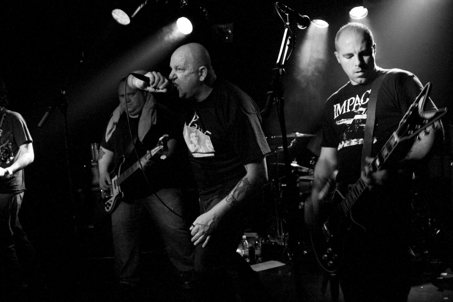Scuffy Dogs 2003